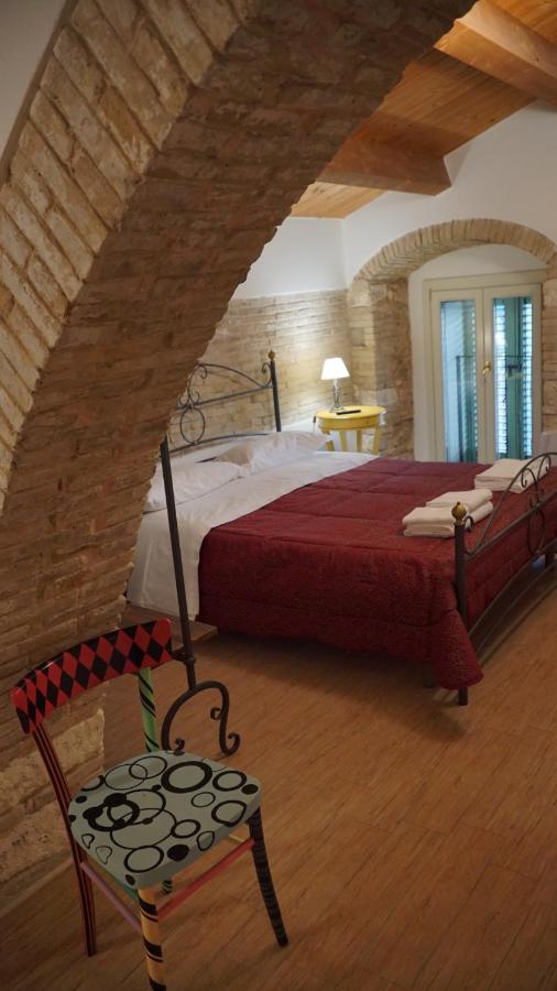 Residenza Delle Grazie Bed & Breakfast Miglionico Exterior photo