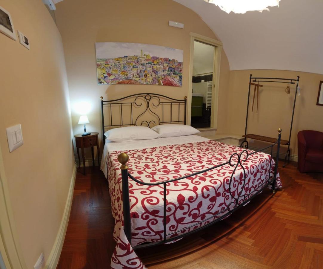 Residenza Delle Grazie Bed & Breakfast Miglionico Exterior photo