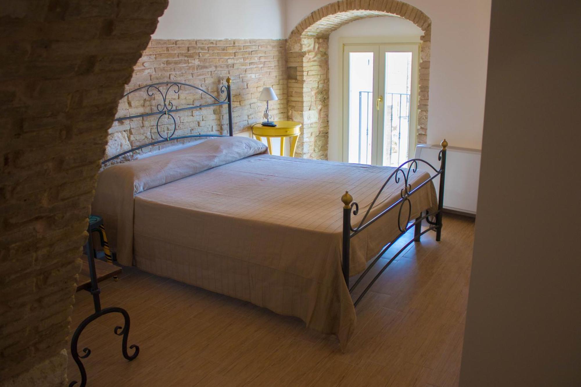 Residenza Delle Grazie Bed & Breakfast Miglionico Exterior photo